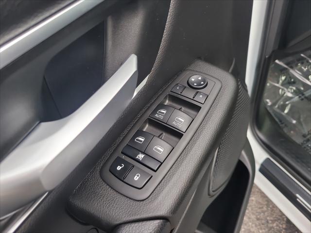 2024 Ram 1500 Big Horn Crew Cab 4x4 57 Box