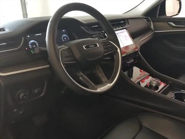 2023 Jeep Grand Cherokee Limited 4x2