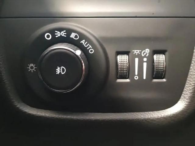 2023 Jeep Grand Cherokee Limited 4x2