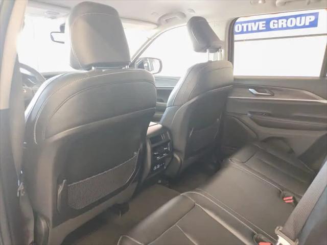 2023 Jeep Grand Cherokee Limited 4x2