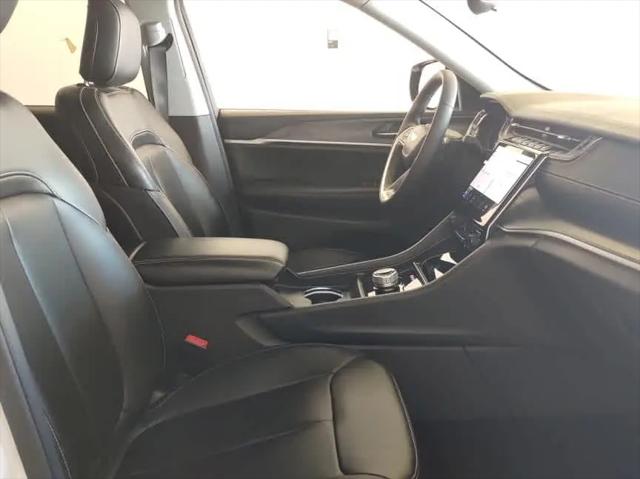 2023 Jeep Grand Cherokee Limited 4x2