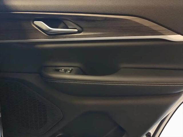 2023 Jeep Grand Cherokee Limited 4x2