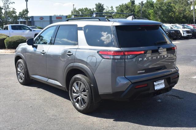 2025 Nissan Pathfinder SV 4WD