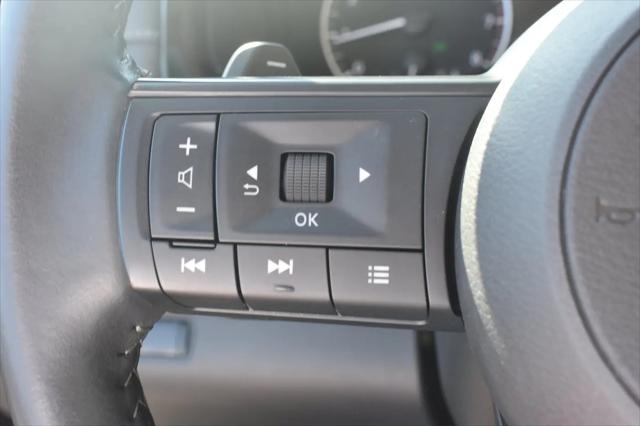 2025 Nissan Pathfinder SV 4WD