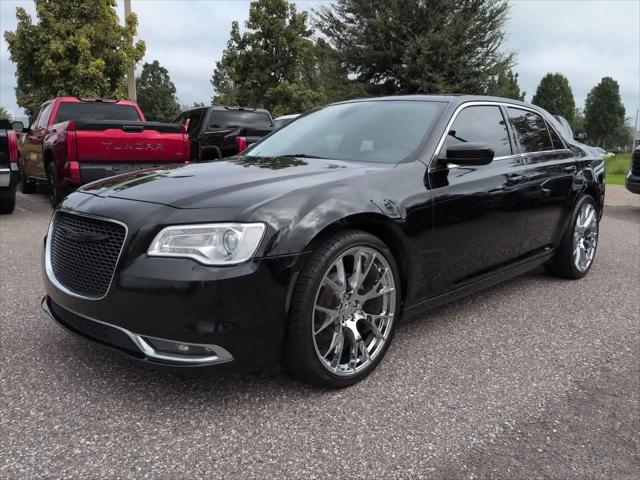 2019 Chrysler 300 Touring L