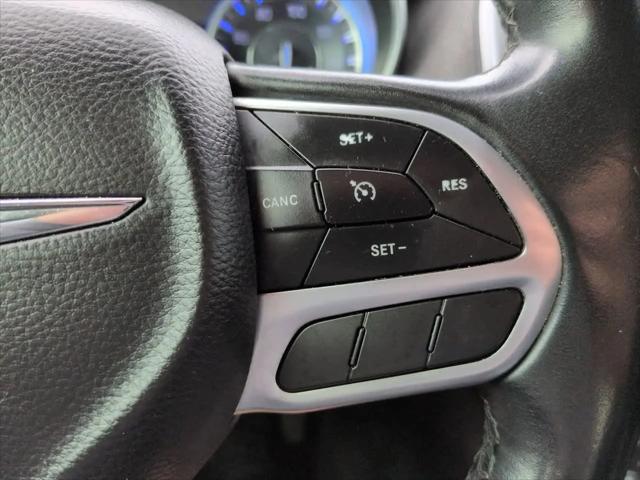 2019 Chrysler 300 Touring L