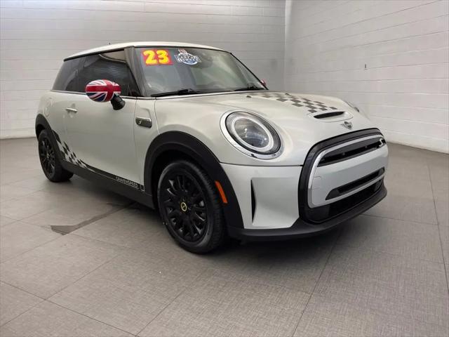 2023 MINI SE Hardtop Cooper