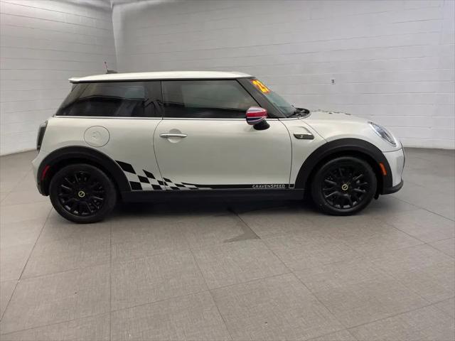 2023 MINI SE Hardtop Cooper