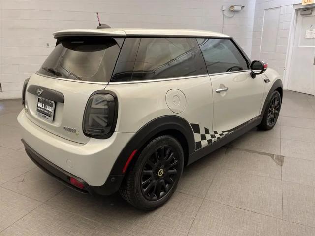 2023 MINI SE Hardtop Cooper