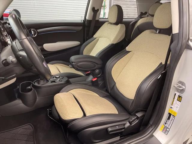 2023 MINI SE Hardtop Cooper