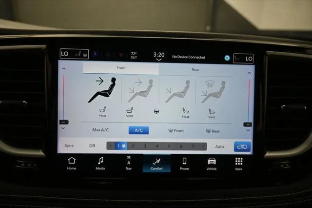 2025 Chrysler Pacifica Limited