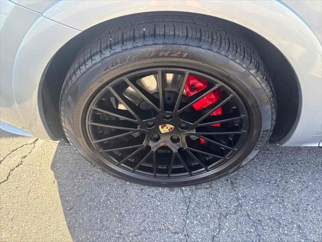 2021 Porsche Cayenne GTS