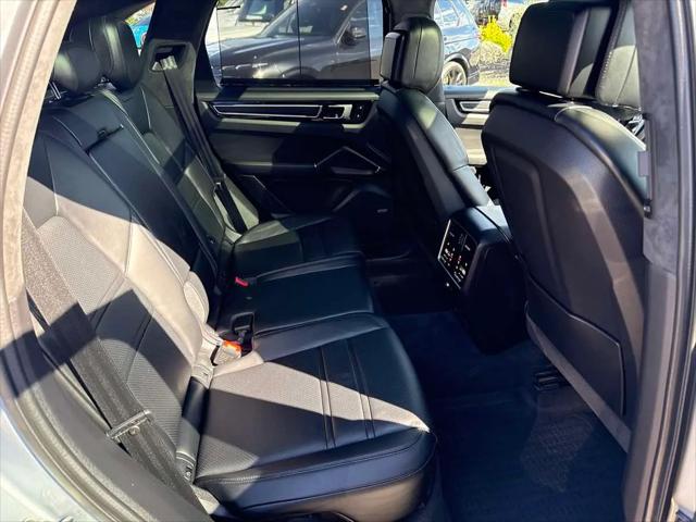 2021 Porsche Cayenne GTS