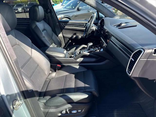 2021 Porsche Cayenne GTS