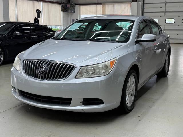 2013 Buick LaCrosse Base 4dr Sedan