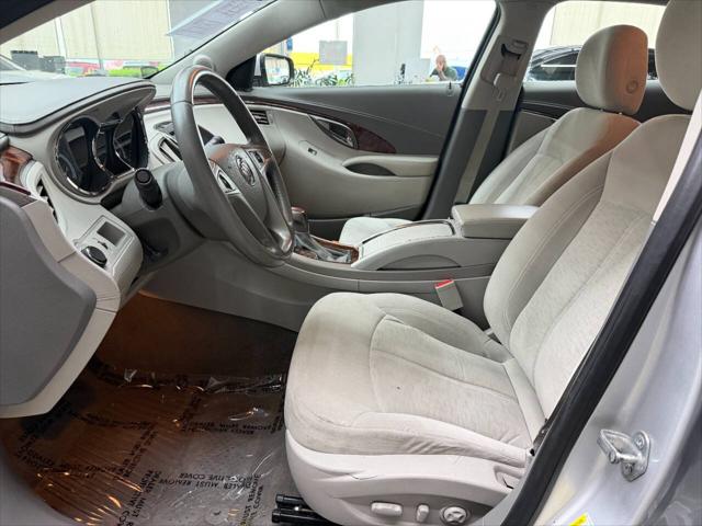 2013 Buick LaCrosse Base 4dr Sedan