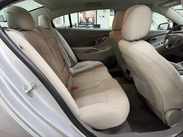 2013 Buick LaCrosse Base 4dr Sedan
