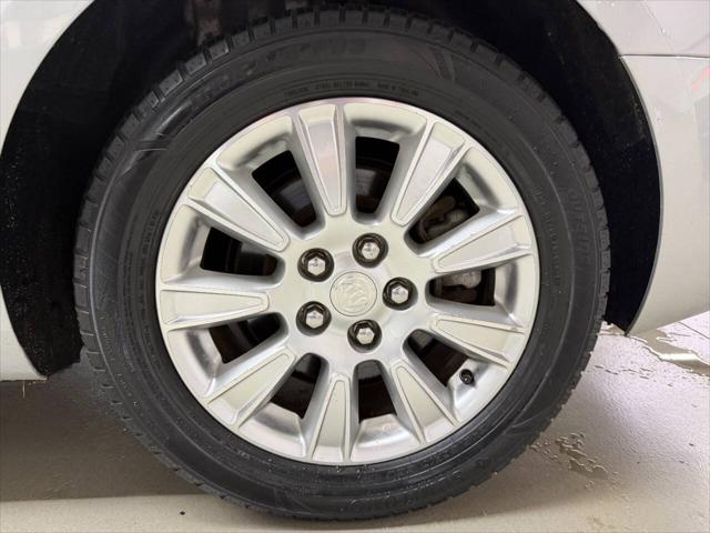 2013 Buick LaCrosse Base 4dr Sedan