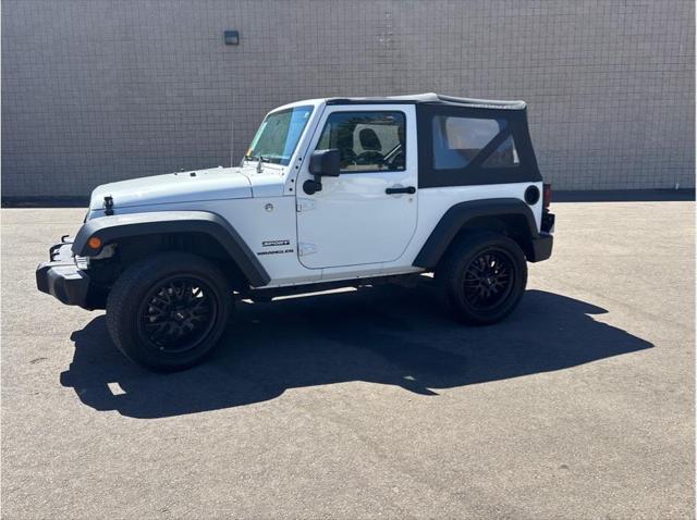 2017 Jeep Wrangler Sport 4x4 for sale in Farmersville, CA