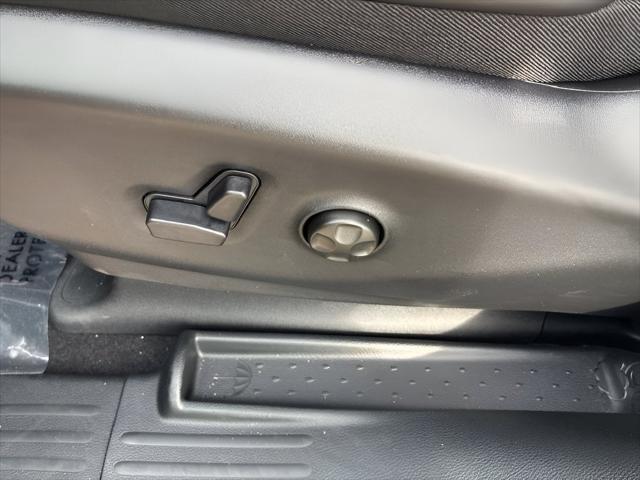 2027 Chrysler Pacifica Limited AWD