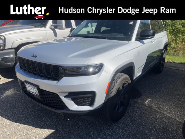 2023 Jeep Grand Cherokee Altitude X 4x4 for sale in Hudson, WI