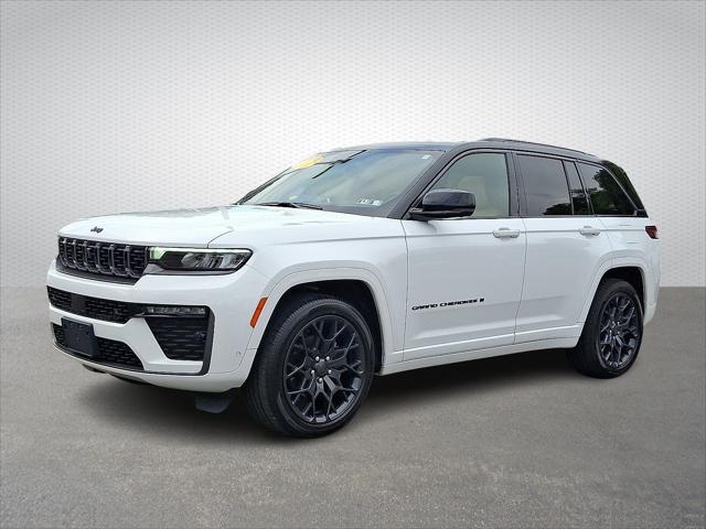 2026 Jeep Grand Cherokee Summit 4x4 2026 Jeep Grand Cherokee Summit 4x4