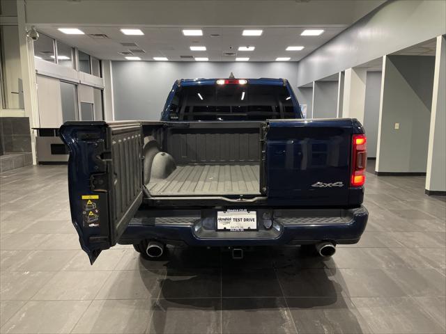 2022 Ram 1500 Limited Crew Cab 4x4 57 Box