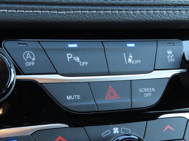 2027 Chrysler Pacifica Limited AWD