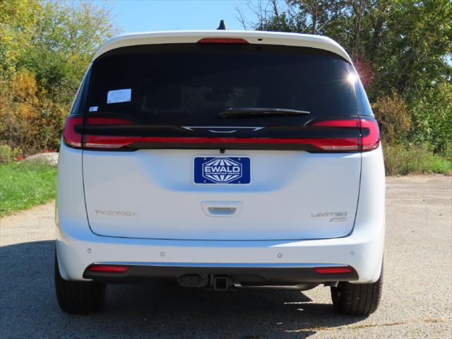 2027 Chrysler Pacifica Limited AWD