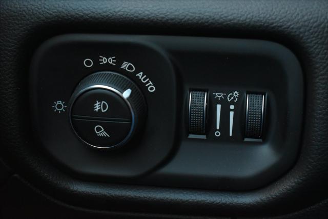 2026 Ram 1500 Laramie Crew Cab 4x4 57 Box