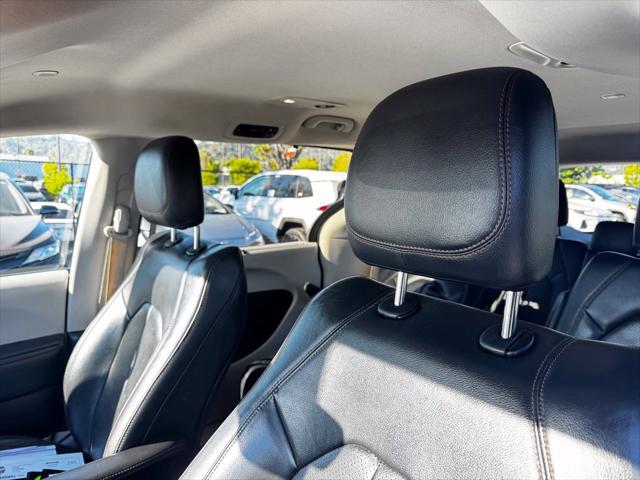 2019 Chrysler Pacifica Touring L