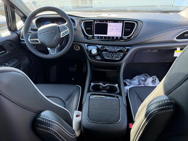 2027 Chrysler Pacifica Limited AWD