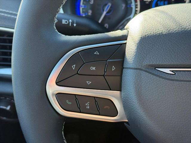 2027 Chrysler Pacifica Limited AWD