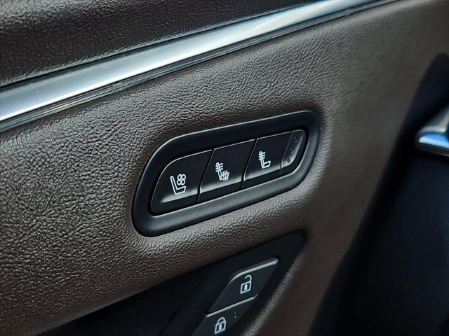 2022 Cadillac Escalade 4WD Premium Luxury