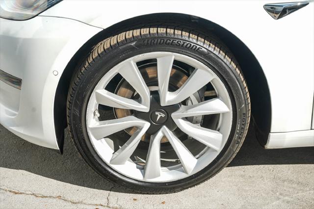 2020 Tesla Model 3 Standard Range Plus Rear-Wheel Drive