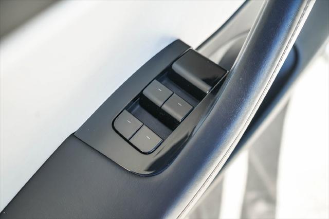 2020 Tesla Model 3 Standard Range Plus Rear-Wheel Drive
