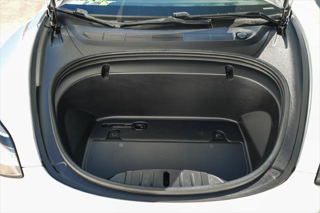 2020 Tesla Model 3 Standard Range Plus Rear-Wheel Drive