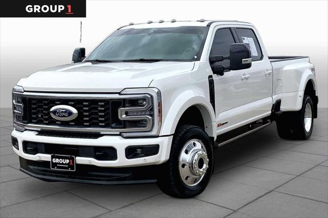 2025 Ford F-450 Super Duty Platinum
