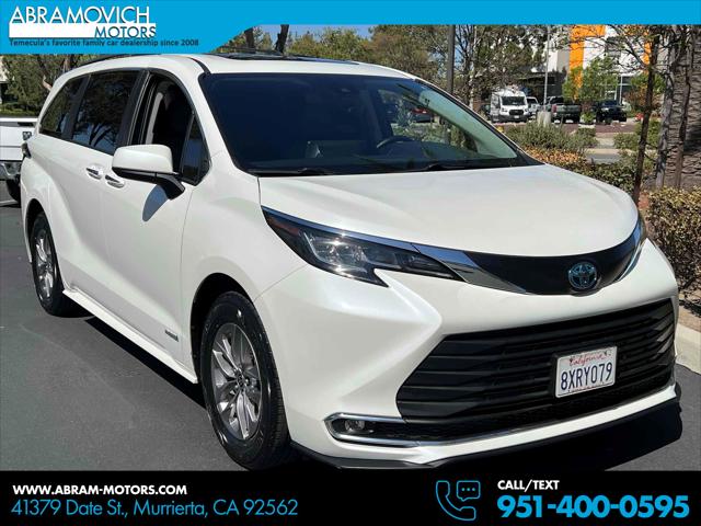 2021 Toyota Sienna XLE - ALL WEATHER FLOOR LINERS - FRESH TRADE-IN for sale in Murrieta, CA