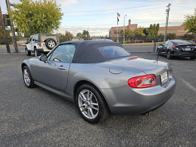 2014 Mazda MX-5 Sport