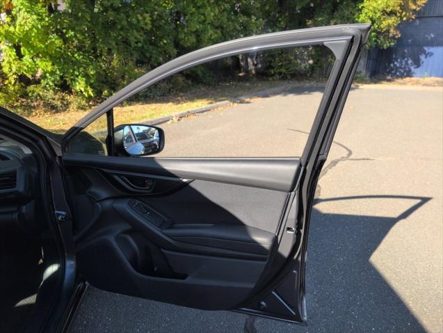 2019 Subaru Impreza 2.0i