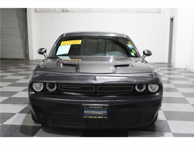 2015 Dodge Challenger SXT Plus