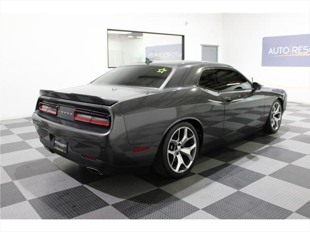 2015 Dodge Challenger SXT Plus