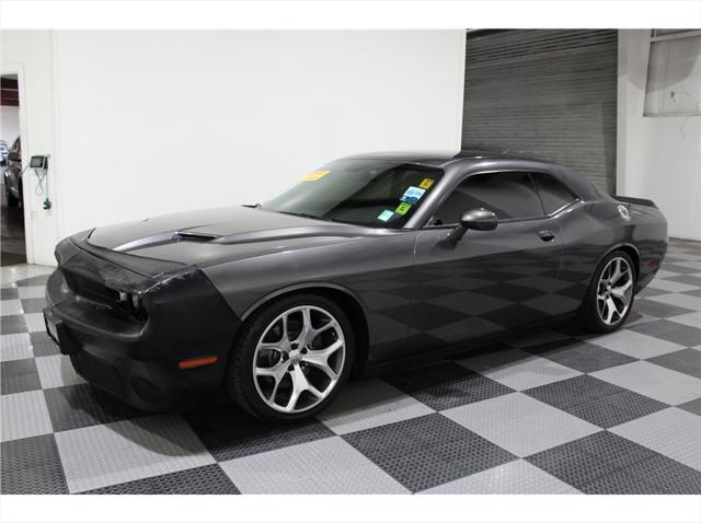 2015 Dodge Challenger SXT Plus
