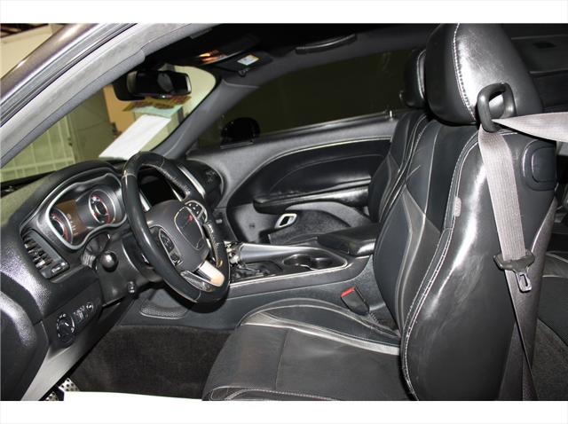 2015 Dodge Challenger SXT Plus