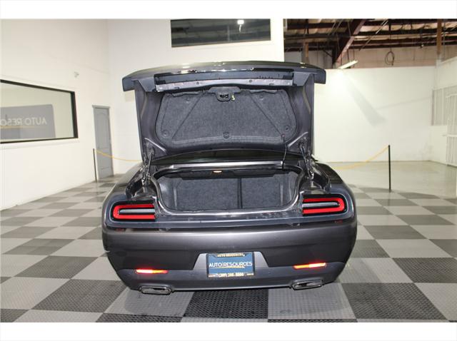 2015 Dodge Challenger SXT Plus