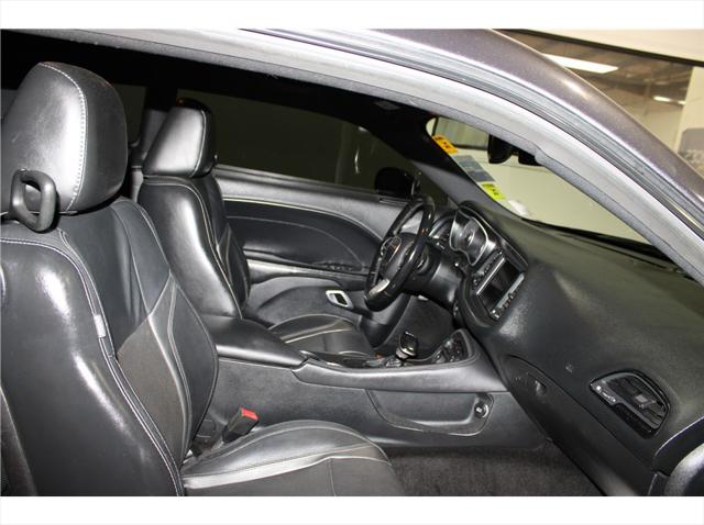 2015 Dodge Challenger SXT Plus
