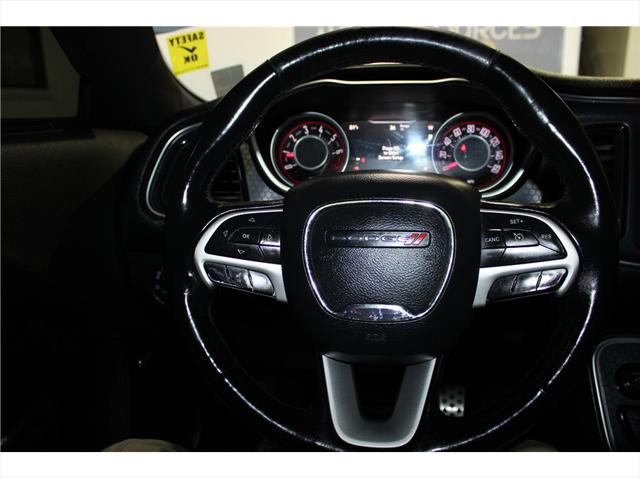 2015 Dodge Challenger SXT Plus
