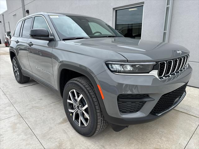 2027 Jeep Grand Cherokee Laredo X for sale in Winona, MN