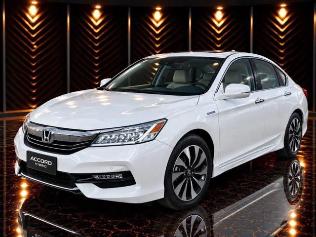 2017 Honda Accord Hybrid Touring for sale in Danvers, MA